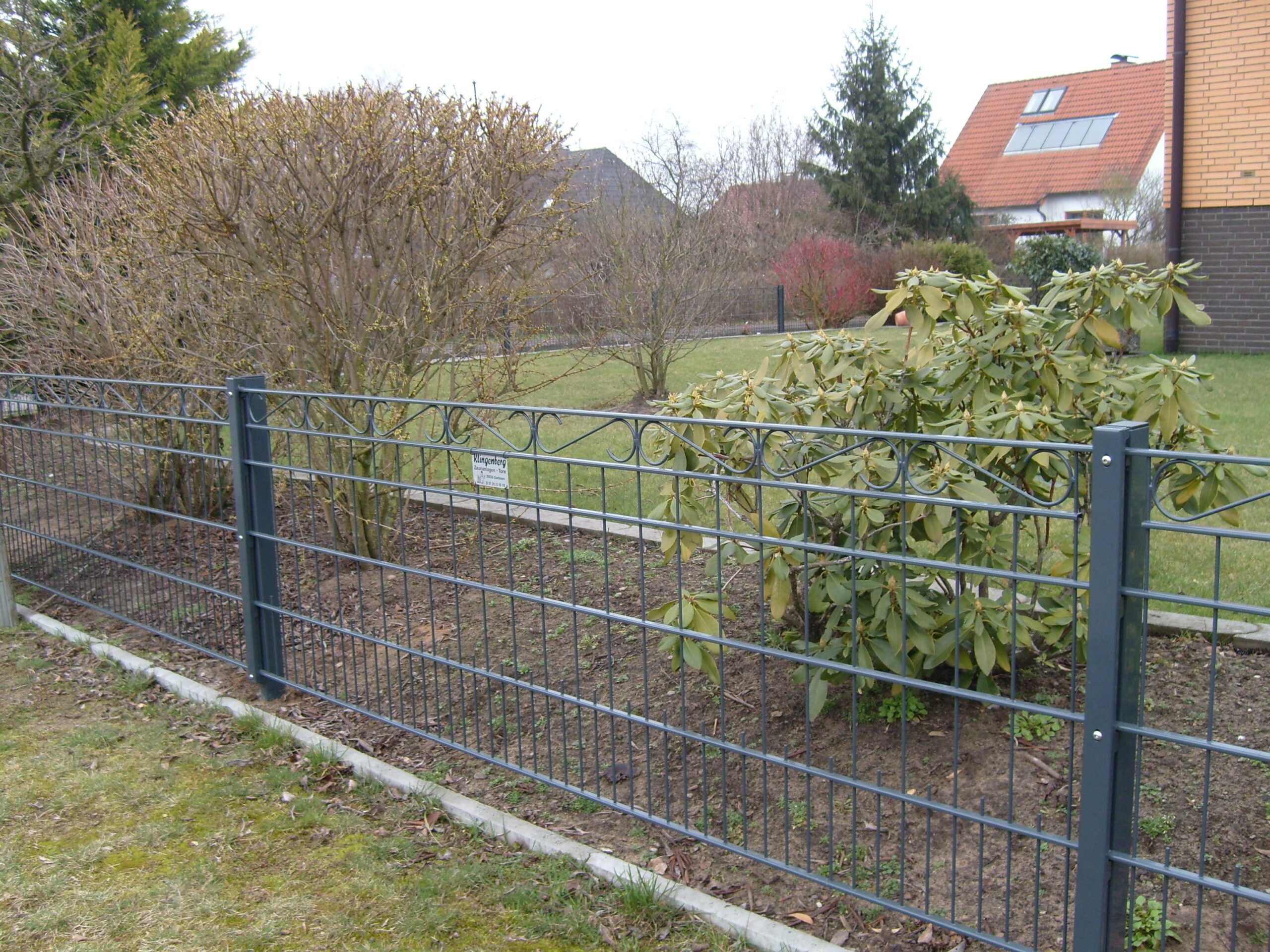 Dekorativer Gartenzaun in Langenhagen – langlebige Zaunlösung von Klingenberg Zäune für gepflegte Grundstücksgrenzen.